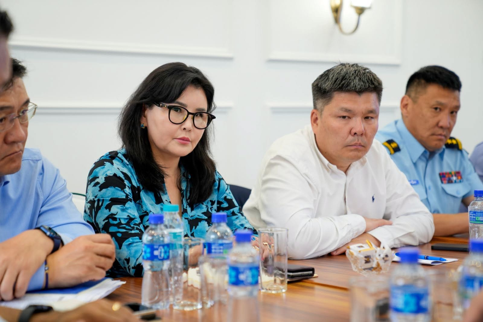 Хөрөнгө хураах хууль, орон сууцны залиланд өртсөн иргэдийн асуудлыг хэлэлцэв